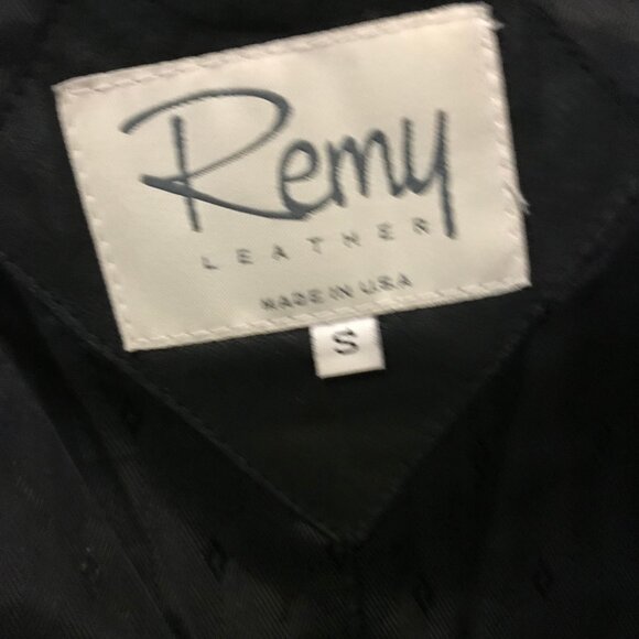 Remy Ladies Black Leather Jacket Size Small - Picture 4 of 6